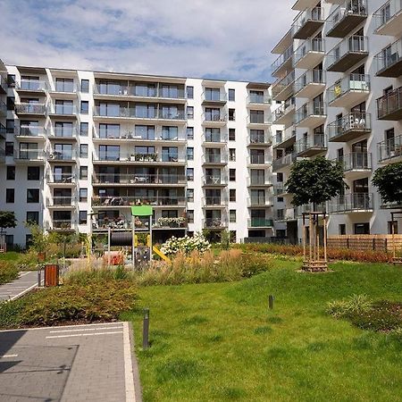Easy & Comfortable, With Balcony, Very Close To The Center Варшава Екстериор снимка